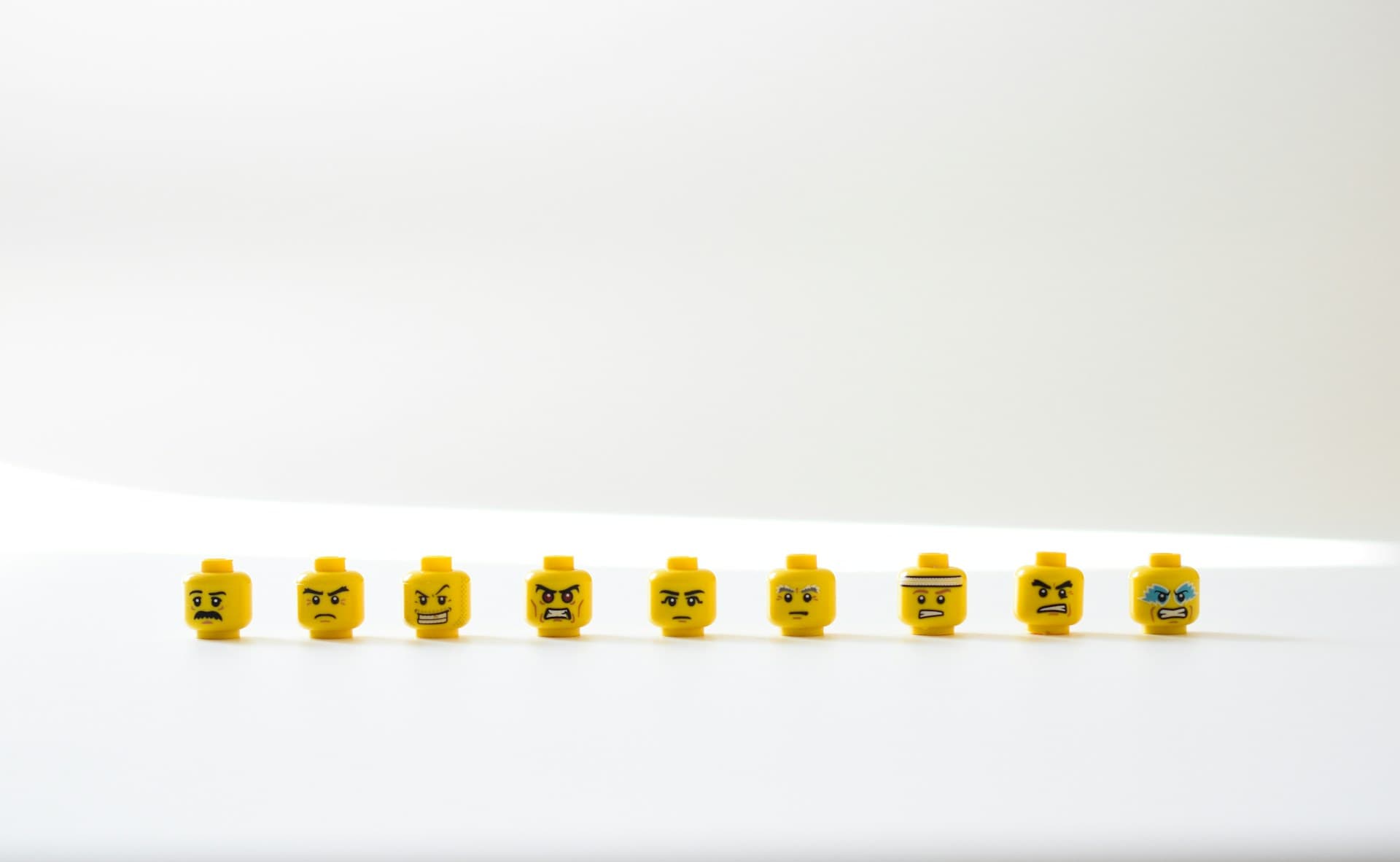 Cover image for The science of emotional intelligence & self-understanding